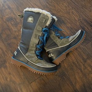 Womens Sorel winter boots